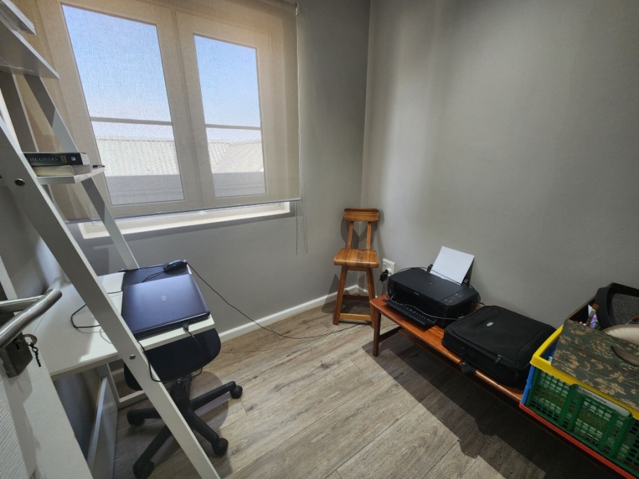 3 Bedroom Property for Sale in Klipfontein Western Cape
